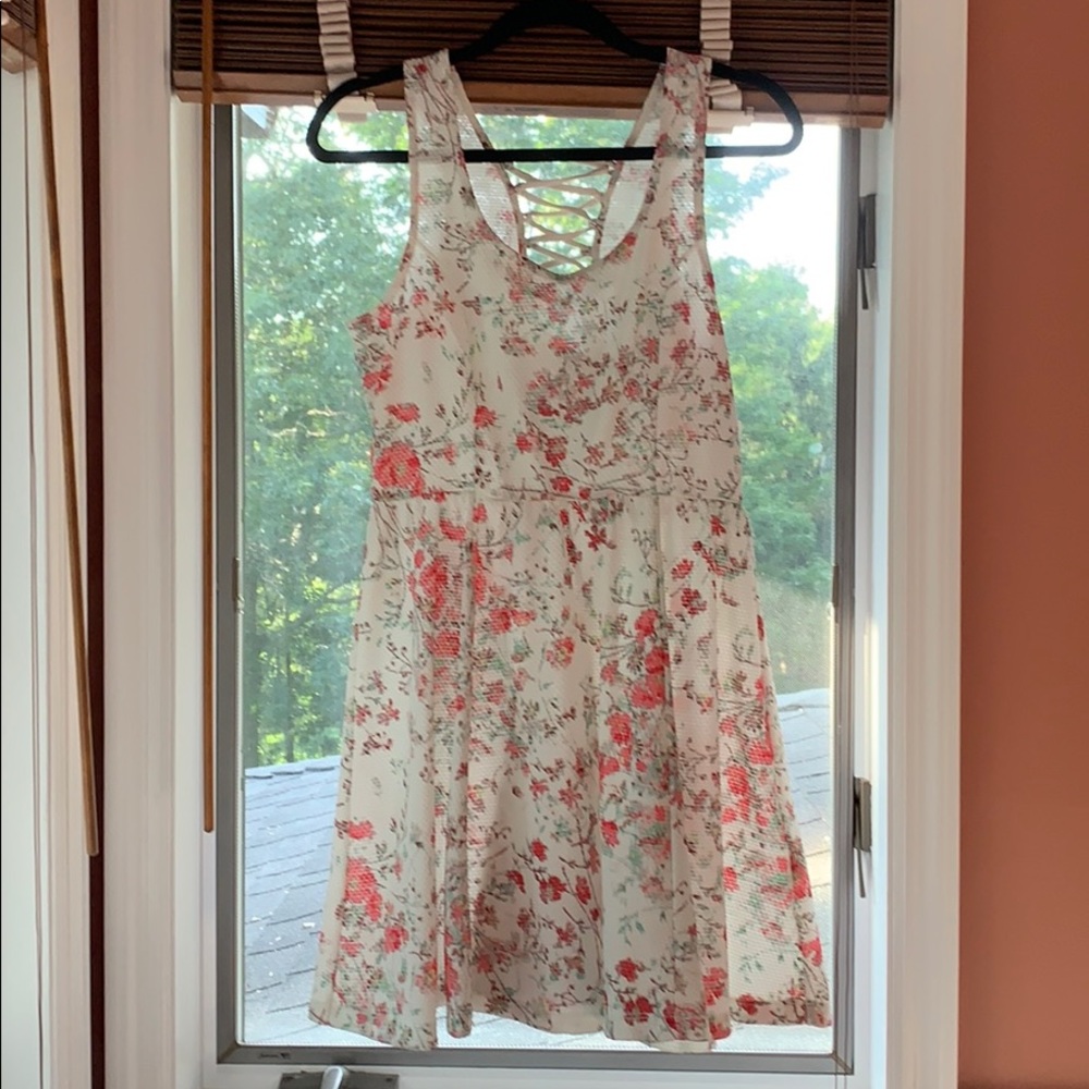 Jessica Simpson Floral Dress - L